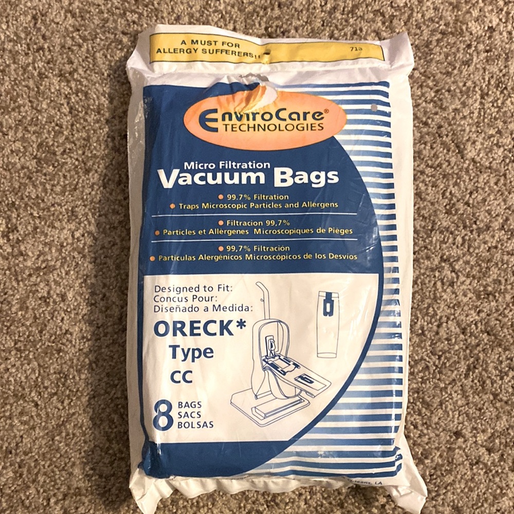 Brand NEW unopened pack of 8 vacuum bags for Oreck Type CC vacum